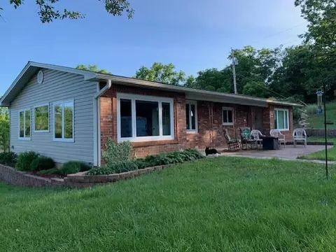 24461 Scenic Valley Dr, Cassville, MO 65625