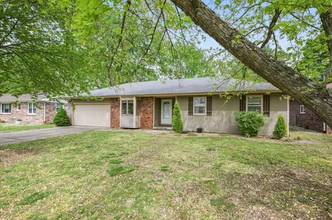 1124 S Paula Ave, Springfield, MO 65804 photo 2