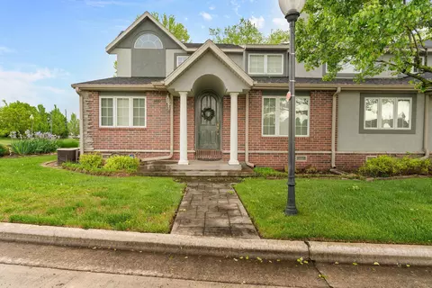 2304 W Westview St, Springfield, MO 65807 photo 4