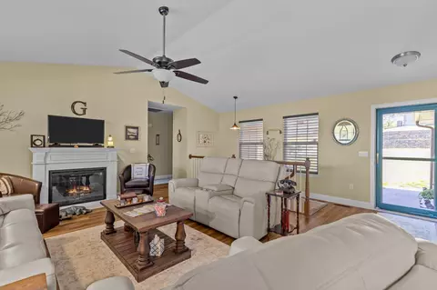 185 Primrose St, Ridgedale, MO 65739 photo 3