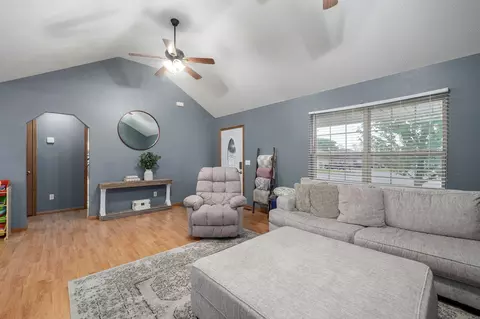 714 W Lexington Cir, Clever, MO 65631 photo 5