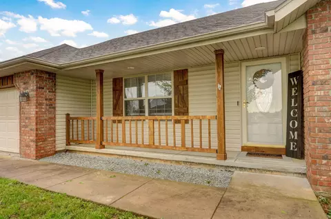 714 W Lexington Cir, Clever, MO 65631 photo 2