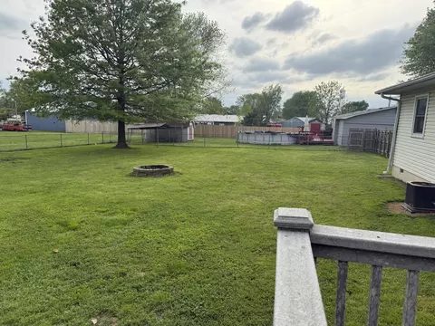 520 E Main St, Wheaton, MO 64874 photo 6