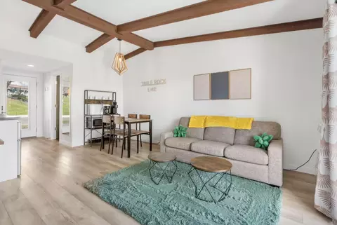100 Getaway Cir #127, Kimberling City, MO 65686