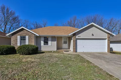 3821 S Leawood Ave, Springfield, MO 65807 photo 1