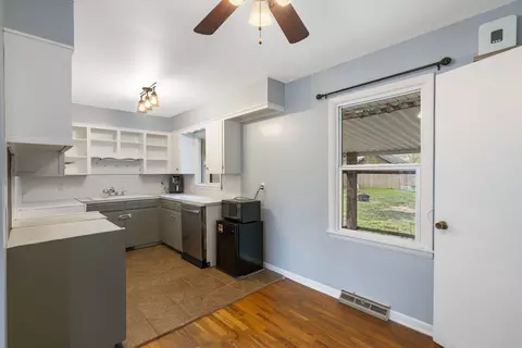 2515 N Franklin Ave, Springfield, MO 65803 photo 7