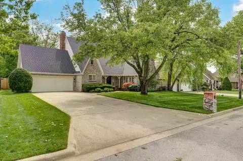 3126 S Arcadia Ave, Springfield, MO 65804 photo 4