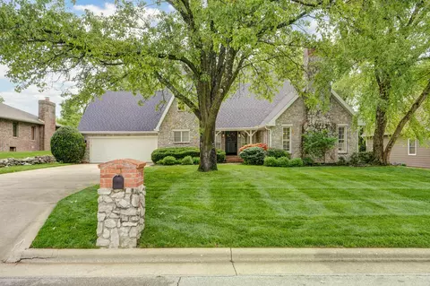 3126 S Arcadia Ave, Springfield, MO 65804 photo 3