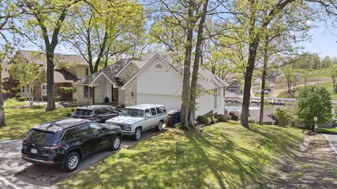 5464 Hampton Ct, Osage Beach, MO 65065 photo 9