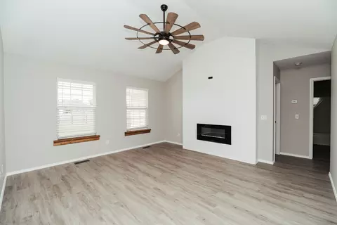 503 Sugar Ln, Clever, MO 65631 photo 4