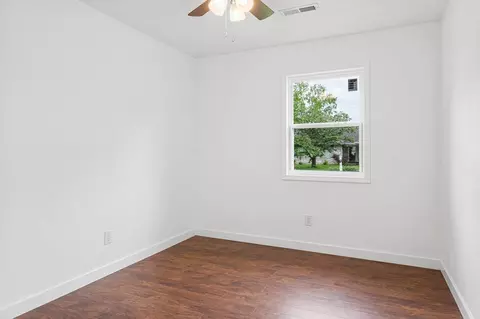 206 W Hunter Dr, Nixa, MO 65714 photo 8