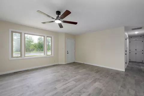 1251 E Briar St, Springfield, MO 65804 photo 12