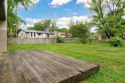 1251 E Briar St, Springfield, MO 65804 photo 13