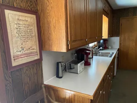 1004 S Hudson Ave, Aurora, MO 65605 photo 7