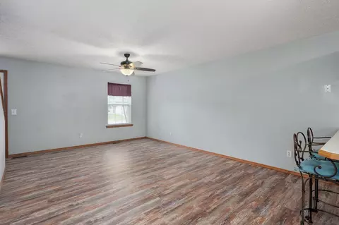 910 W Butterfield Dr, Nixa, MO 65714 photo 17
