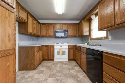 811 Foxx Dr, Nixa, MO 65714 photo 8