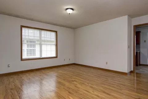 811 Foxx Dr, Nixa, MO 65714 photo 4