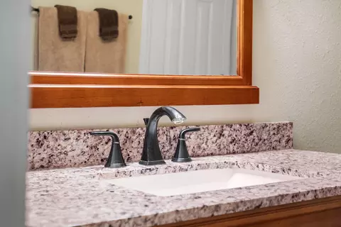Bath - 168 Grandview Dr # 1, Branson, MO 65616 photo 3 of 3