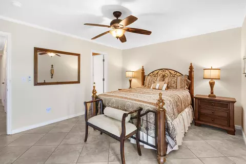 Bedroom - 168 Grandview Dr # 1, Branson, MO 65616 photo 7 of 9