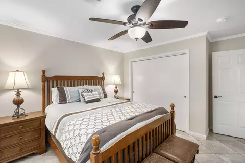 Bedroom - 168 Grandview Dr # 1, Branson, MO 65616 photo 2 of 9
