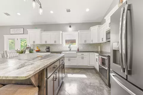 801 Robinson Rd, Clever, MO 65631 photo 24