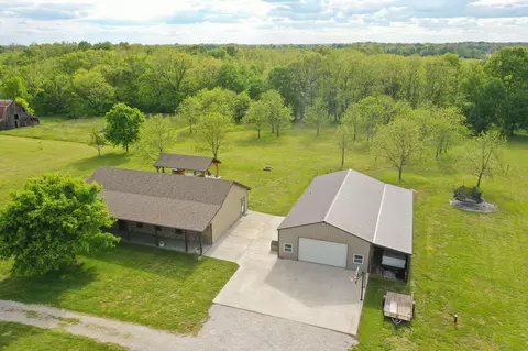 801 Robinson Rd, Clever, MO 65631 photo 14
