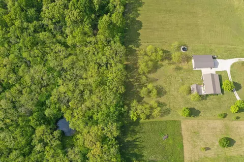 801 Robinson Rd, Clever, MO 65631 photo 17