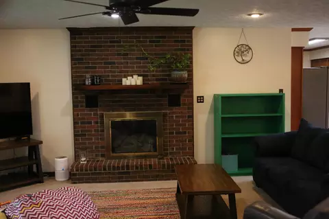 205 W Aven Ave, Nixa, MO 65714 photo 10