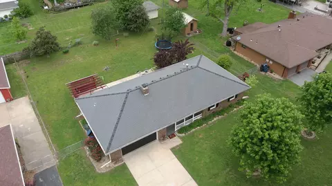 205 W Aven Ave, Nixa, MO 65714 photo 3