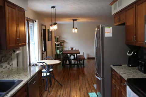 205 W Aven Ave, Nixa, MO 65714 photo 16