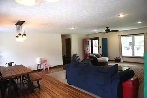 205 W Aven Ave, Nixa, MO 65714 photo 6