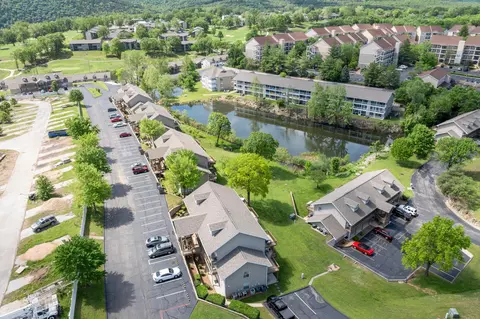 View/Area - 9 Scenic Ct #2, Branson, MO 65616 photo 3 of 9