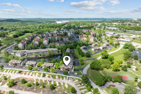 View/Area - 9 Scenic Ct #2, Branson, MO 65616 photo 6 of 9