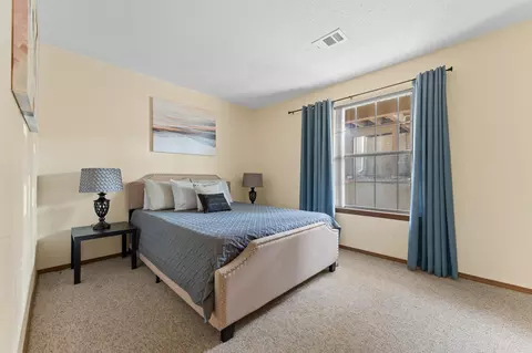 Bedroom - 9 Scenic Ct #2, Branson, MO 65616 photo 1 of 2