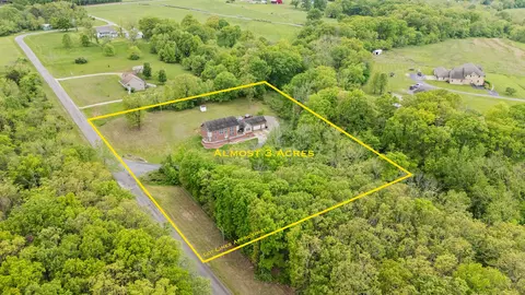 351 Deer Run, Marshfield, MO 65706 photo 3