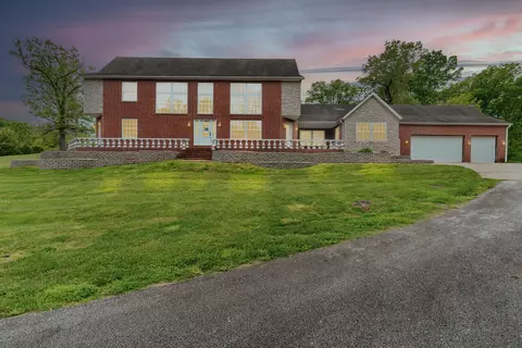 351 Deer Run, Marshfield, MO 65706 photo 1