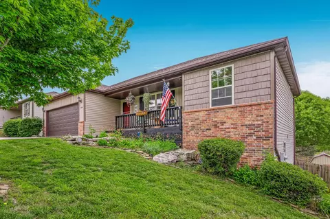 1210 W Robin St, Ozark, MO 65721 photo 3