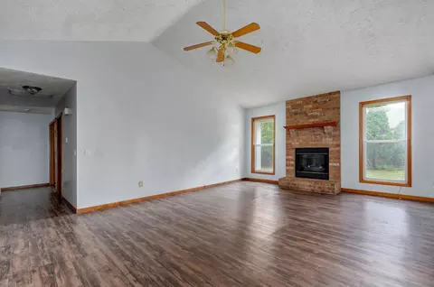 3675 E Bowman St, Springfield, MO 65809 photo 9