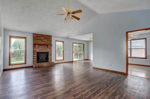 3675 E Bowman St, Springfield, MO 65809 photo 7