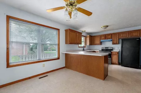 3675 E Bowman St, Springfield, MO 65809 photo 14