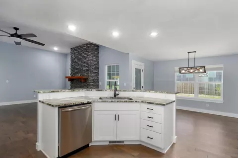1404 E Hayloft Dr, Ozark, MO 65721 photo 12