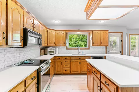 4823 S Buckingham Ln, Springfield, MO 65810 photo 17