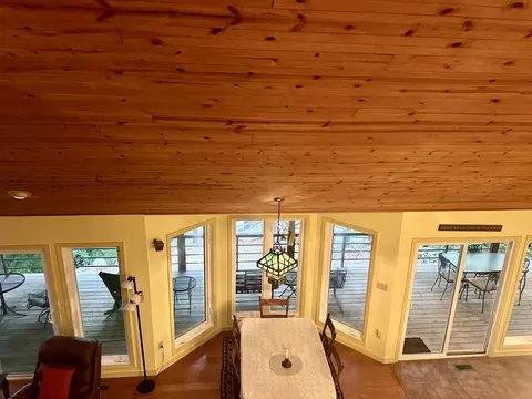 Dining - 136 Riverview Dr, Mammoth Spring, AR 72554 photo 4 of 4