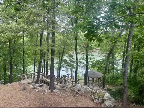 View/Area - 136 Riverview Dr, Mammoth Spring, AR 72554 photo 4 of 10