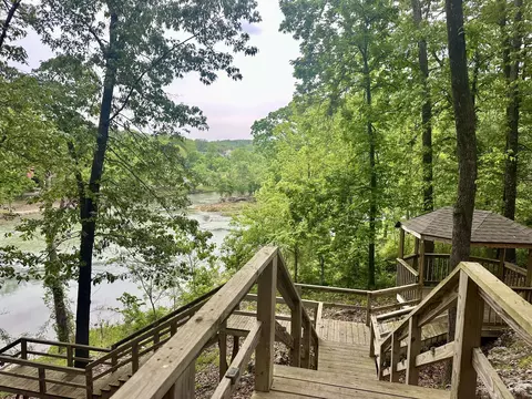 View/Area - 136 Riverview Dr, Mammoth Spring, AR 72554 photo 1 of 10