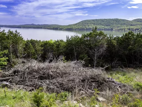 000 Bobcat Ridge Rd, Shell Knob, MO 65747