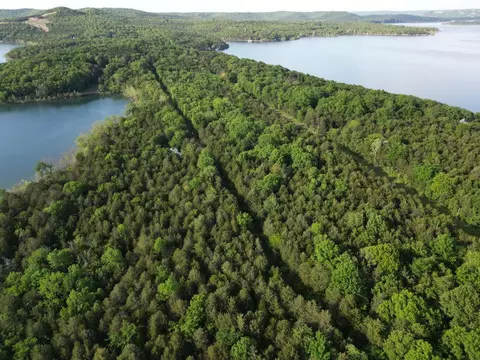 000 Peninsula Dr, Shell Knob, MO 65747 photo 10
