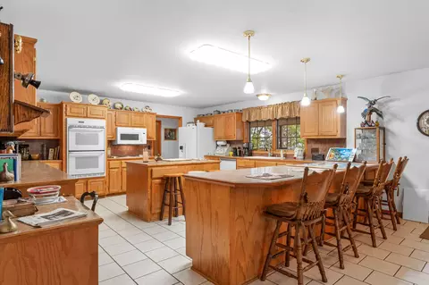 Kitchen - 22821 Needles Eye Rd, Shell Knob, MO 65747 photo 1 of 4