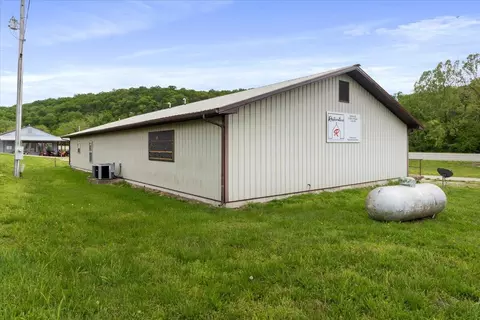 232 W First St, Gainesville, MO 65655 photo 16