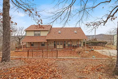 1052 Broken Arrow Estates Rd, Lampe, MO 65681